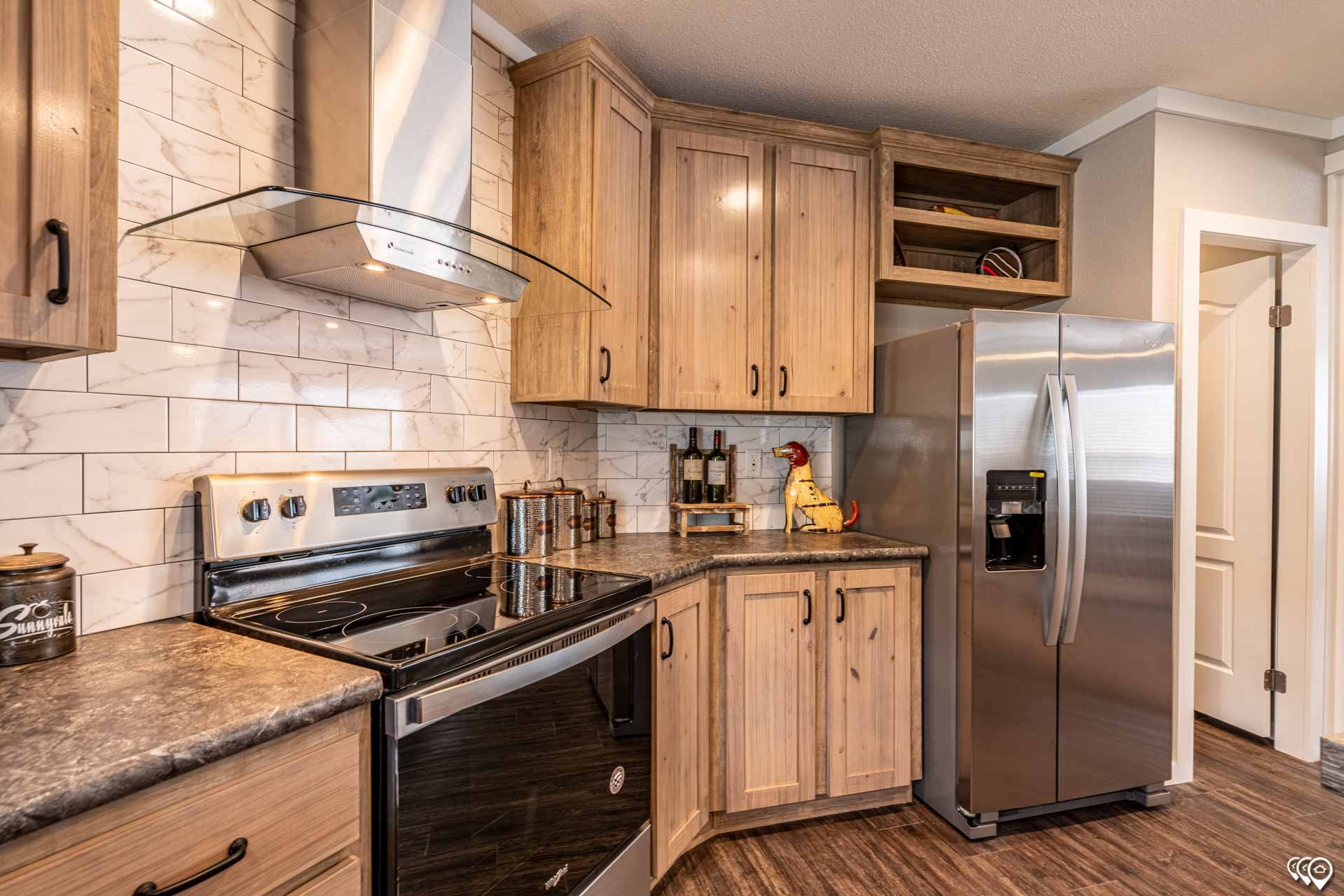 景色76 Keystone The Magnum 76 KH30764M by Palm Harbor Homes - Cavco